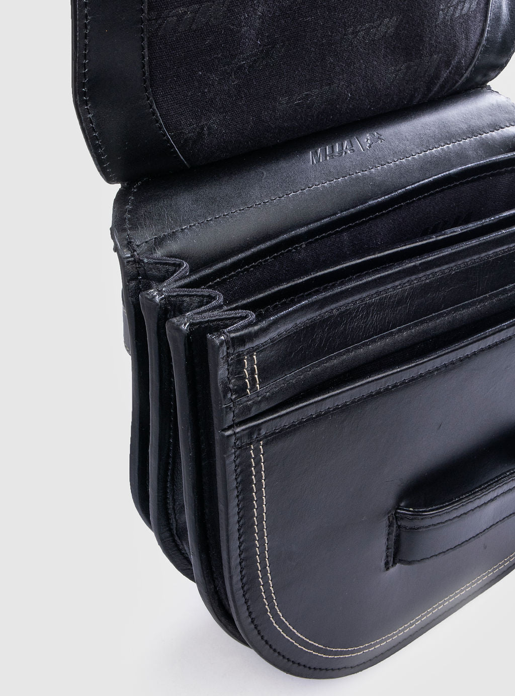 Carriel Gonzalez Black