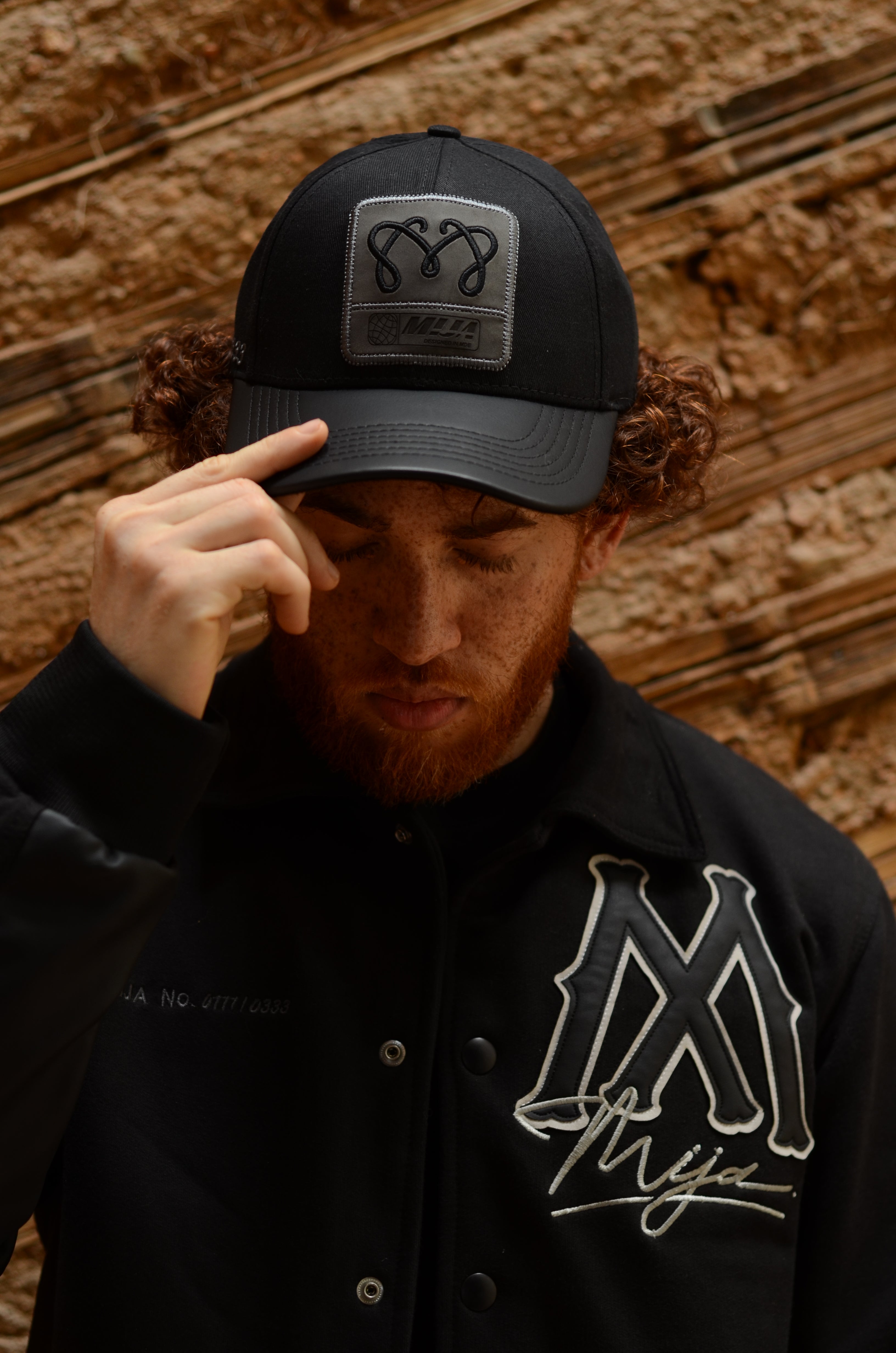 Cap Black Monogram - Black