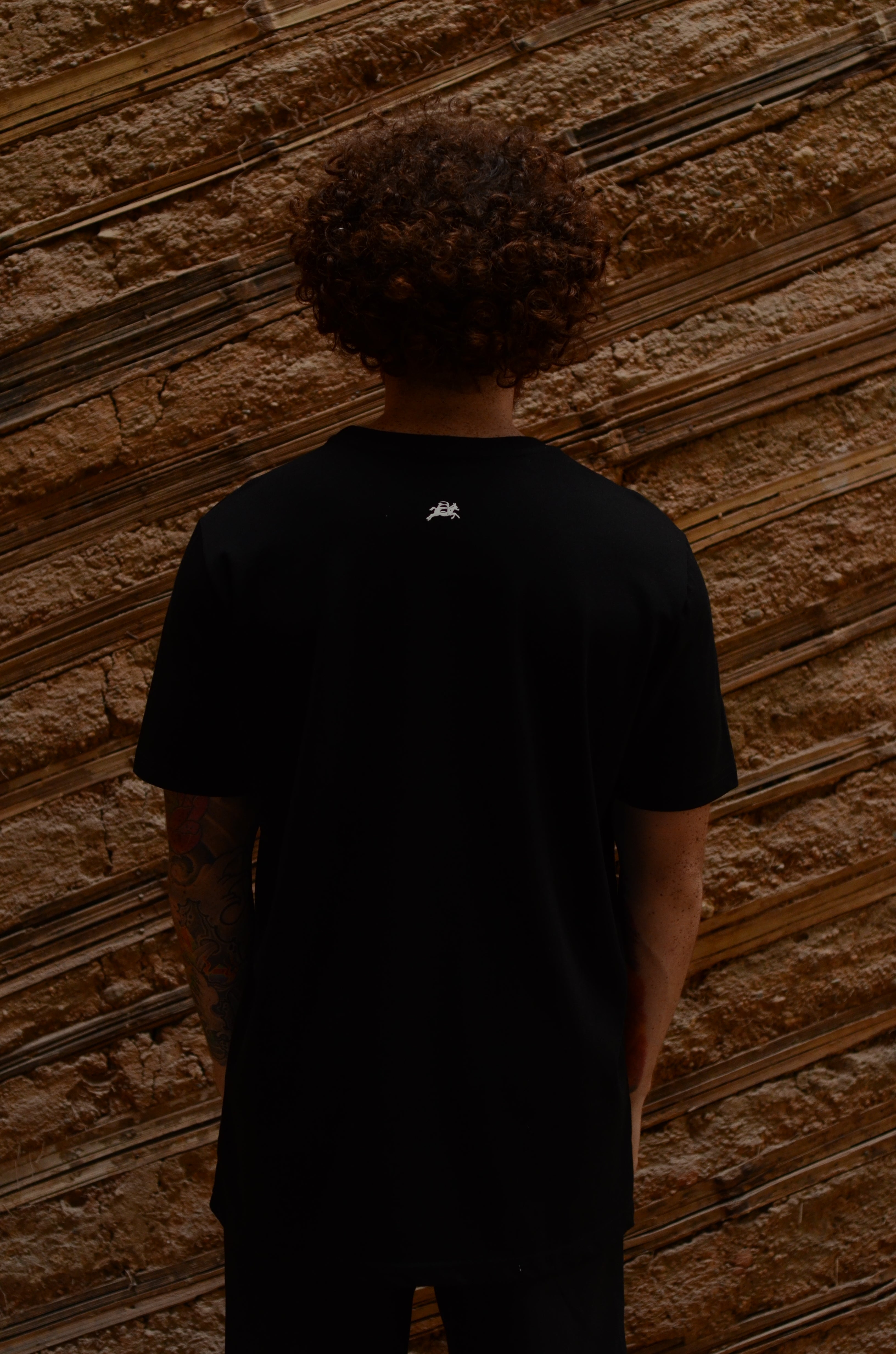 T-shirt Negra "Las de Diario" | Regular Fit