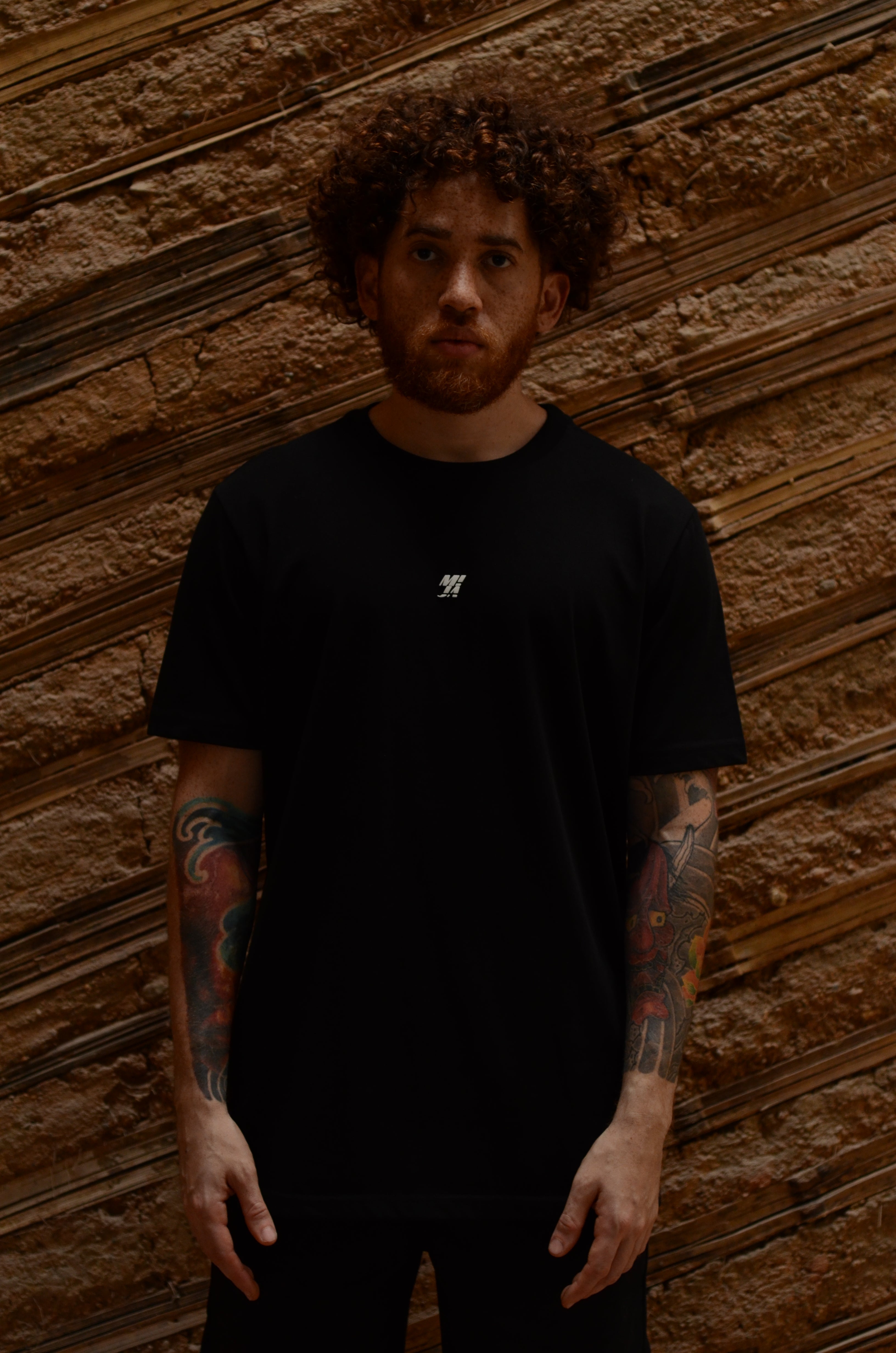 T-shirt Negra "Las de Diario" | Regular Fit