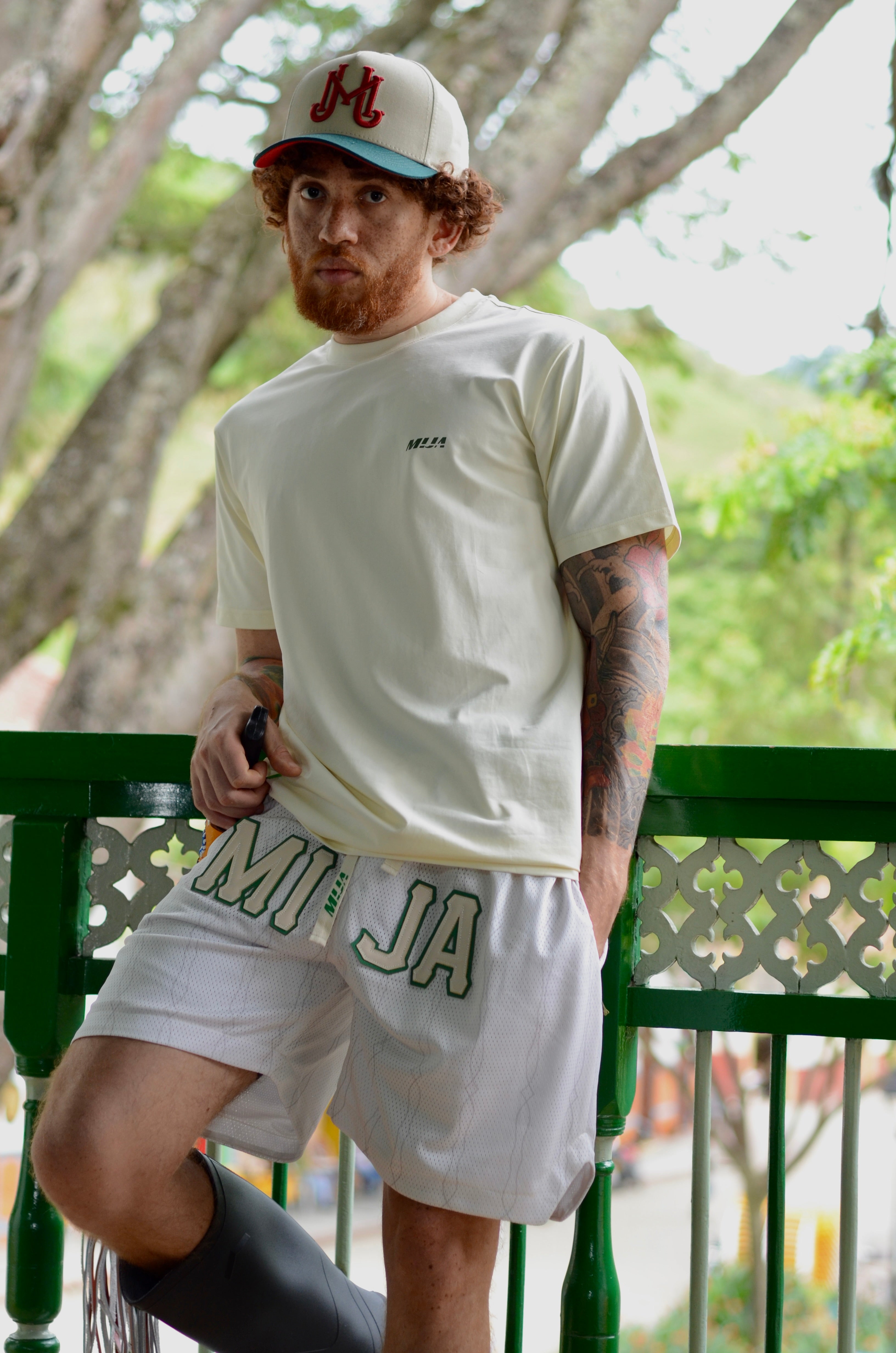 T-shirt Coffee Arabiga Beige / Regular Fit