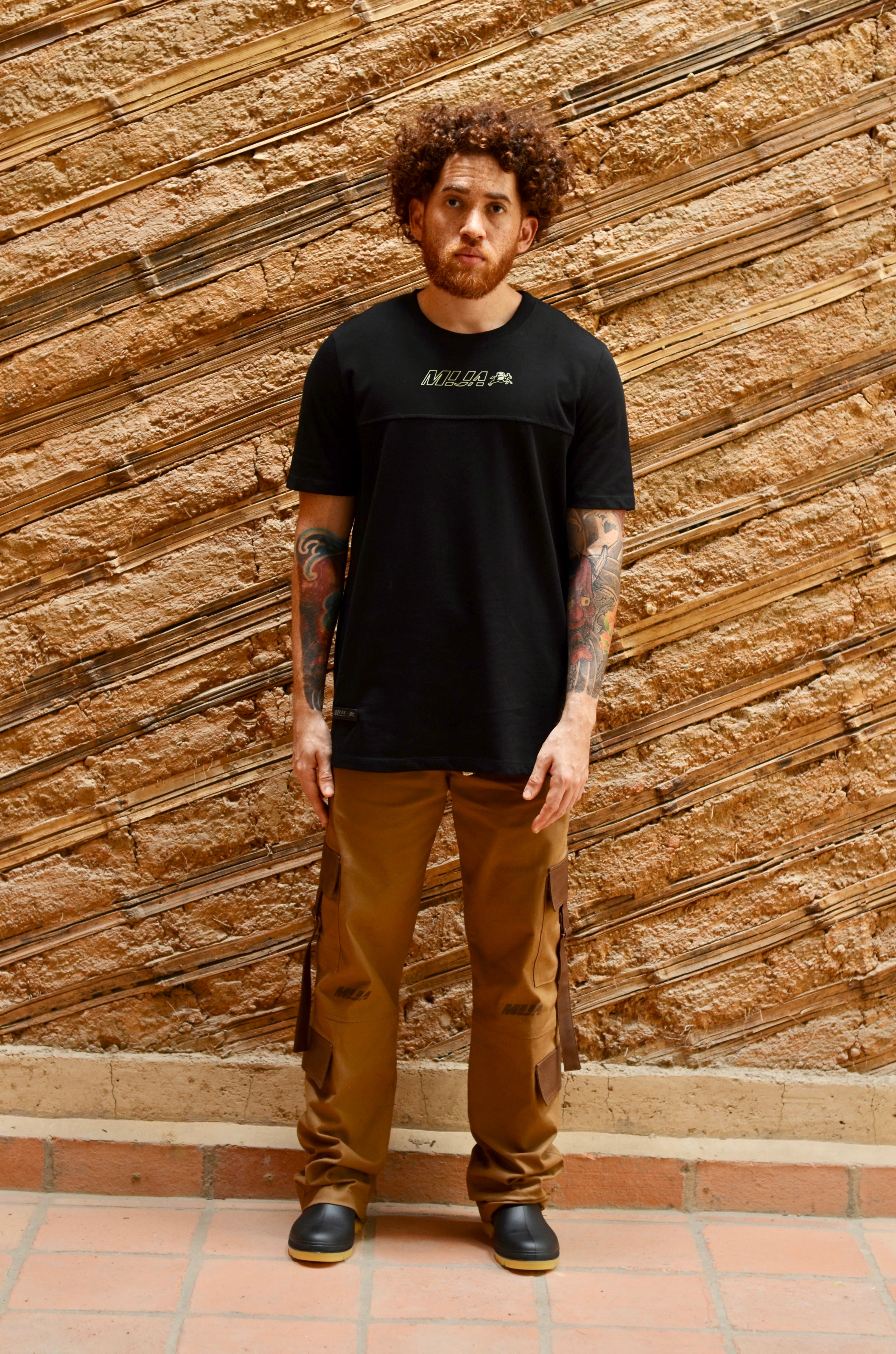 T-shirt Mula Black / Regular Fit