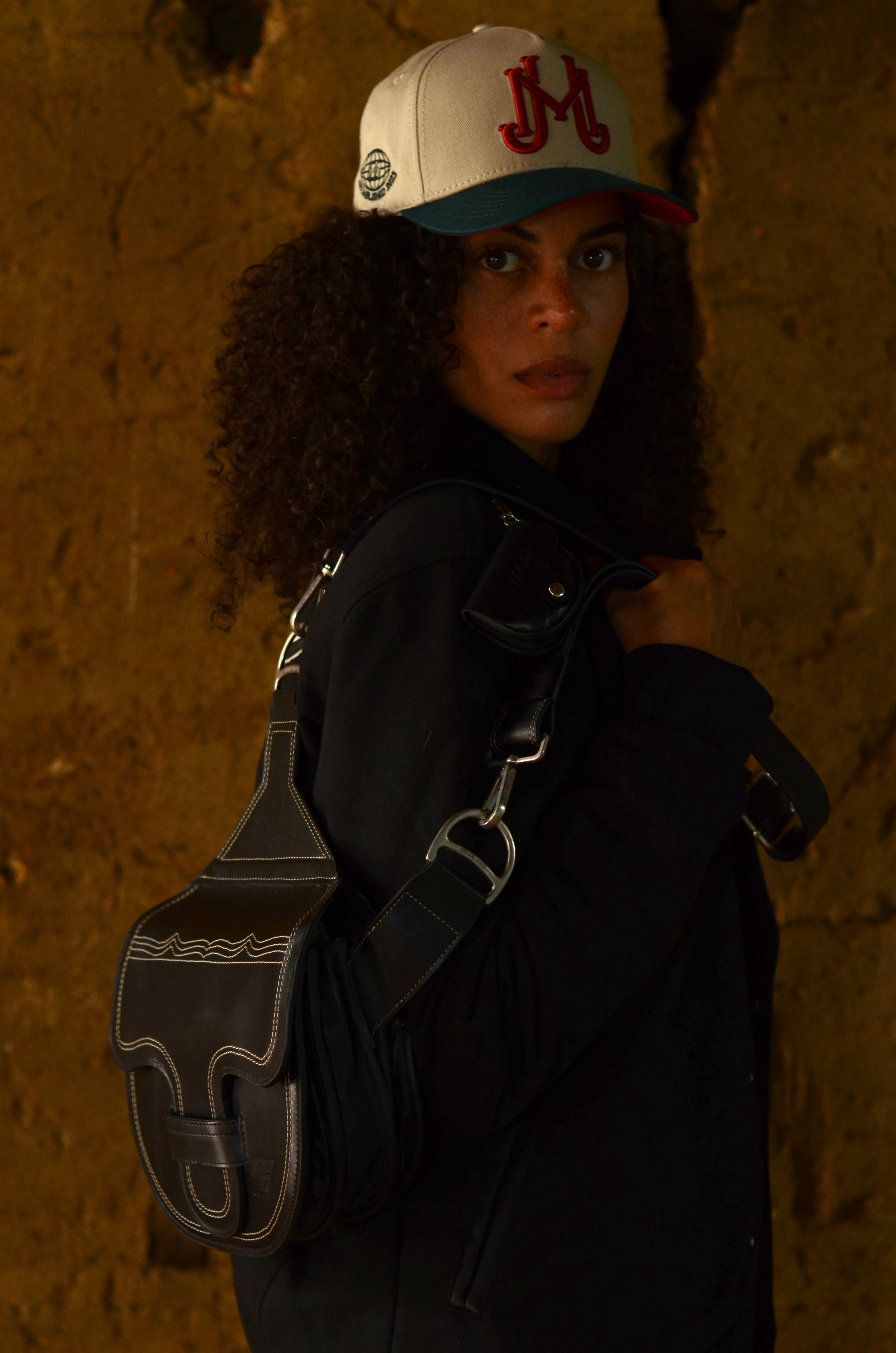 Carriel González Negro
